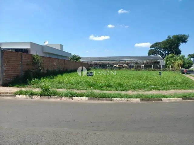 Terreno com 335m², à venda, no bairro Nosso Recanto em Artur Nogueira