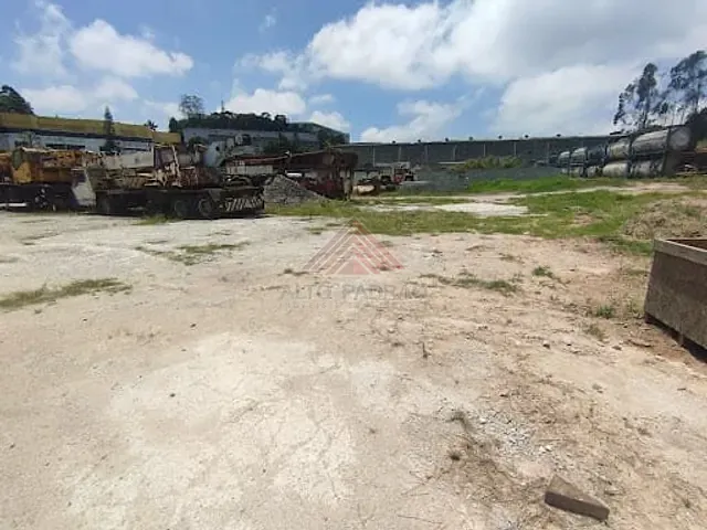Terreno com 10000m², para alugar, no bairro Loteamento Industrial Coral em Mauá