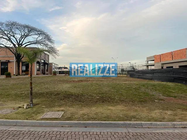 Terreno com 429m², à venda, no bairro Madero em Marau