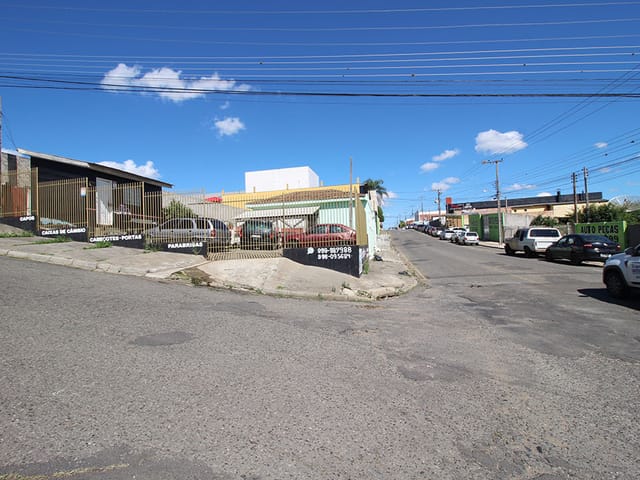 Terreno com 567m², à venda, no bairro Nova Rússia em Ponta Grossa