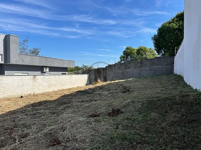Terreno com 259m², à venda, no bairro Loteamento Pinheiros de Tremembé em Tremembé