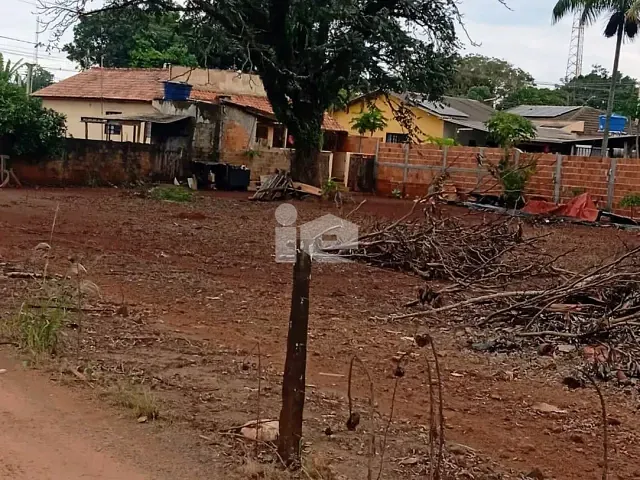 Terreno com 1934m², à venda, no bairro Ceboleiro em Rolândia