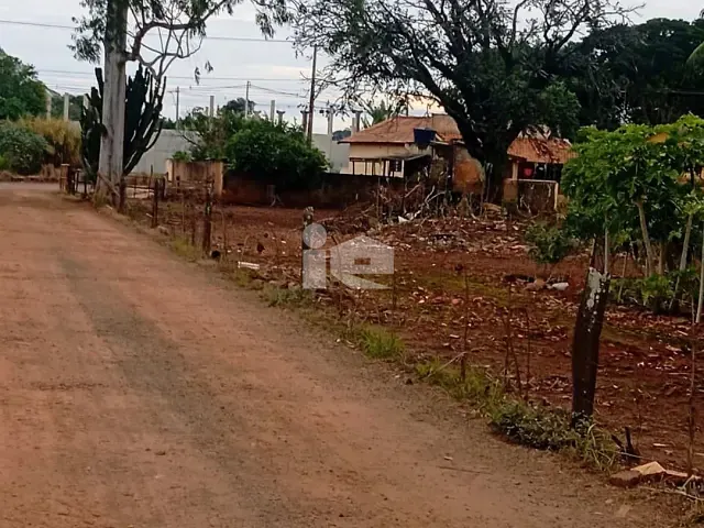 Terreno com 1934m², à venda, no bairro Ceboleiro em Rolândia