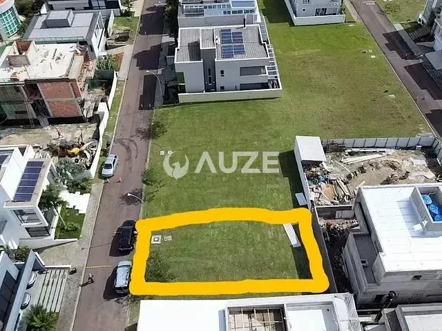 Terreno com 411m², à venda, no bairro Uberaba em Curitiba