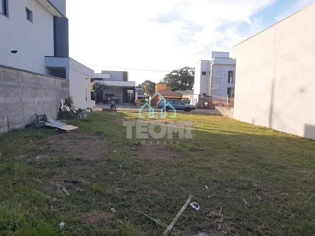 Terreno com 300m², à venda, no bairro Parque Vera Cruz em Tremembé
