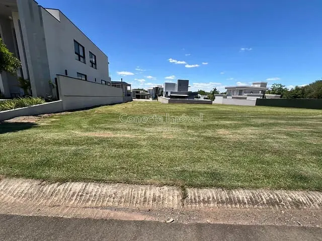 Terreno com 364m², à venda, no bairro Condomínio Flor D'Aldeia em Holambra
