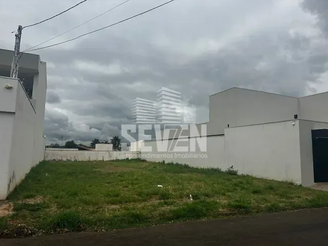 Terreno com 384m², à venda, no bairro Jardim Estoril em Bauru