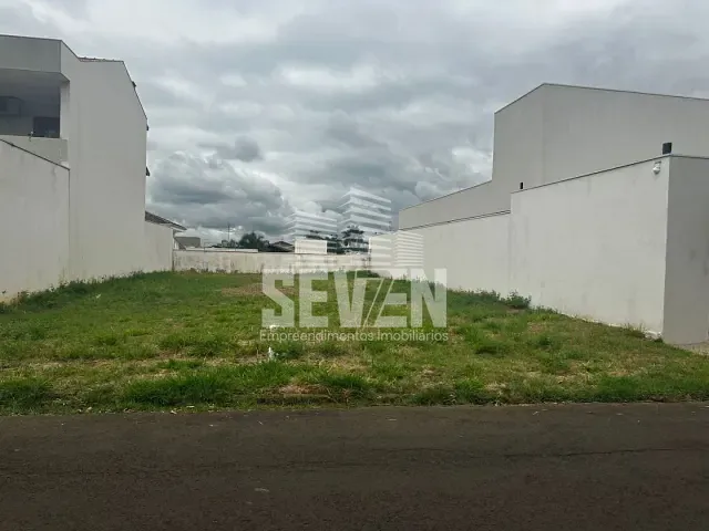 Terreno com 384m², à venda, no bairro Jardim Estoril em Bauru