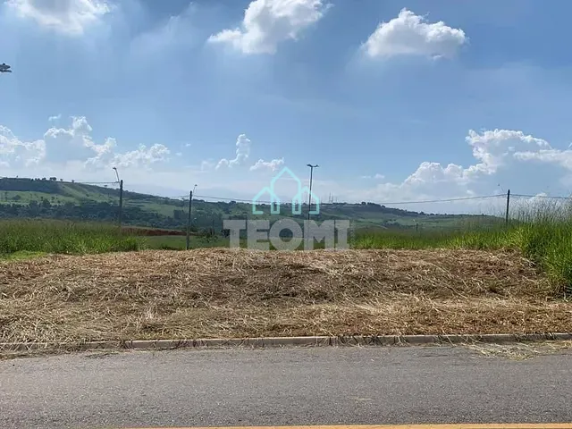 Terreno com 250m², à venda, no bairro Jardim Sandra Maria em Taubaté
