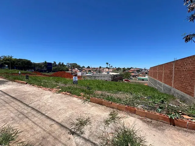Terreno com 322m², à venda, no bairro Jardim Vila Rica em Santo Antônio de Posse