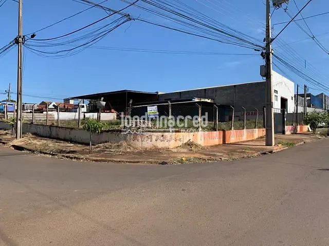 Terreno com 750m², à venda, no bairro Coliseu em Londrina