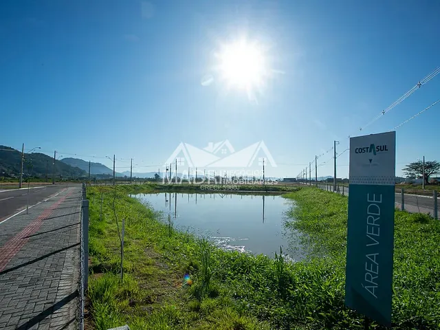 Terreno com 353m², à venda, no bairro São João (Margem Esquerda) em Tubarão