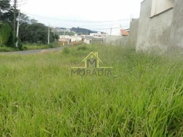 Terreno com 220m², à venda, no bairro Jardim Ouro Verde III em Guaxupé