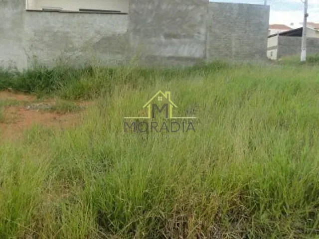 Terreno com 220m², à venda, no bairro Jardim Ouro Verde III em Guaxupé