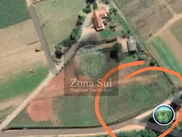 Terreno com 2029m², à venda, no bairro Vila Élvio em Piedade