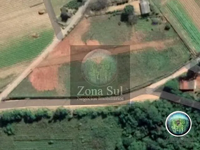 Terreno com 2029m², à venda, no bairro Vila Élvio em Piedade