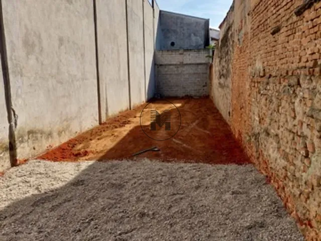 Terreno com 220m², para alugar, no bairro Centro em Taubaté