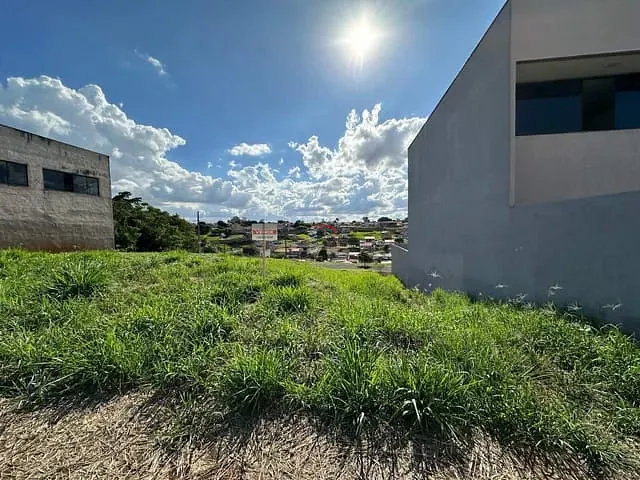 Terreno com 250m², à venda, no bairro Parque Leblon em Londrina