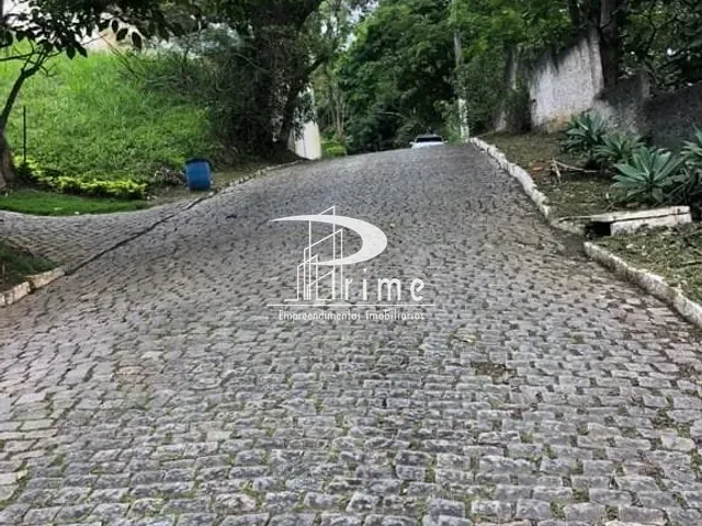 Terreno com 597m², à venda, no bairro Serra Grande em Niterói