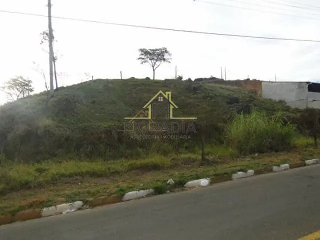 Terreno com 1812m², à venda, no bairro Chácaras Planalto II em Guaxupé