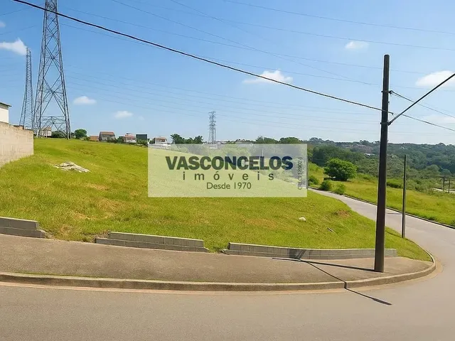 Terreno com 297m², à venda, no bairro Residencial Santa Paula em Jacareí