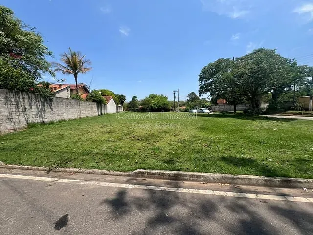 Terreno com 1141m², à venda, no bairro Chácaras Camanducaia em Holambra