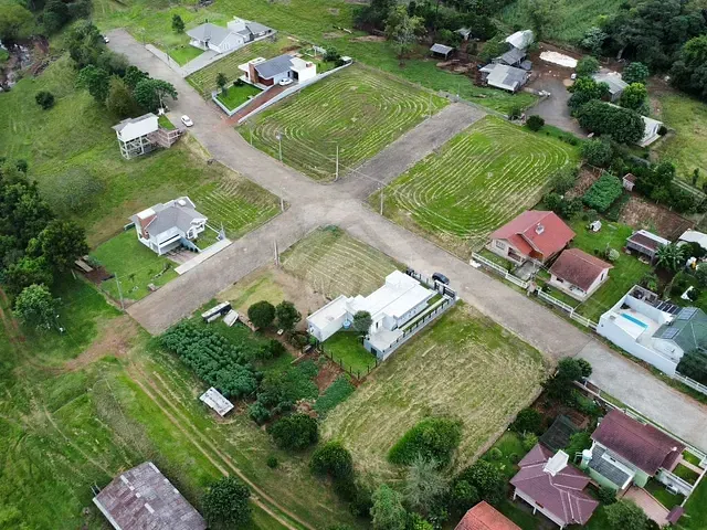 Terreno com 309m², à venda, no bairro Teutônia em Teutônia
