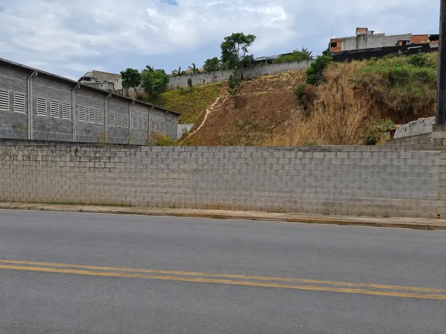 Terreno com 2170m², à venda ou para alugar, no bairro Recanto Silvestre (Fazendinha) em Santana de Parnaíba