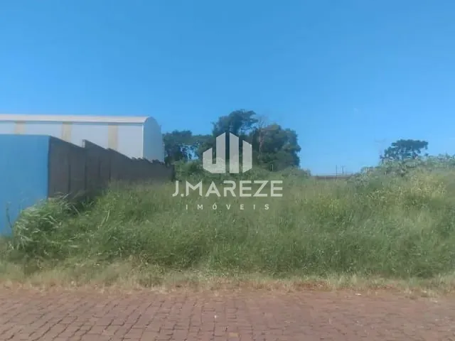 Terreno com 1200m², à venda, no bairro Parque Industrial das Confecções Danilo Berté em Apucarana