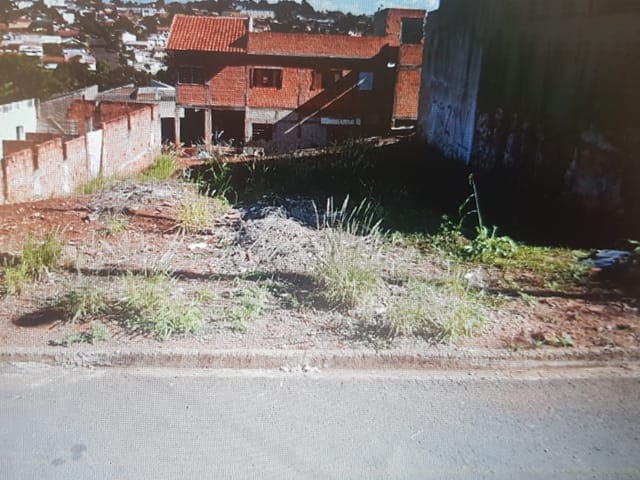 Terreno com 261m², à venda, no bairro Jardim Atlanta em Cambé