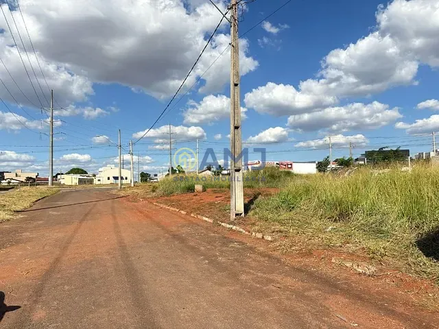 Terreno com 300m², à venda, no bairro Setor Faiçalville em Goiânia