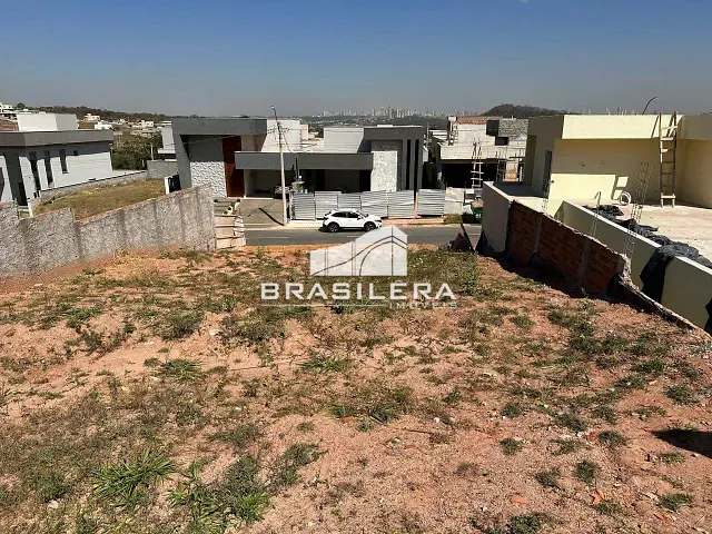 Terreno com 300m², à venda, no bairro Jardins Barcelona em Senador Canedo