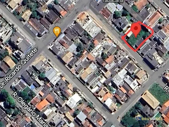 Terreno com 360m², à venda, no bairro Parque Jóquei Club em Campos dos Goytacazes