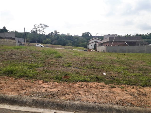 Terreno com 275m², à venda, no bairro Chácaras Cataguá em Taubaté