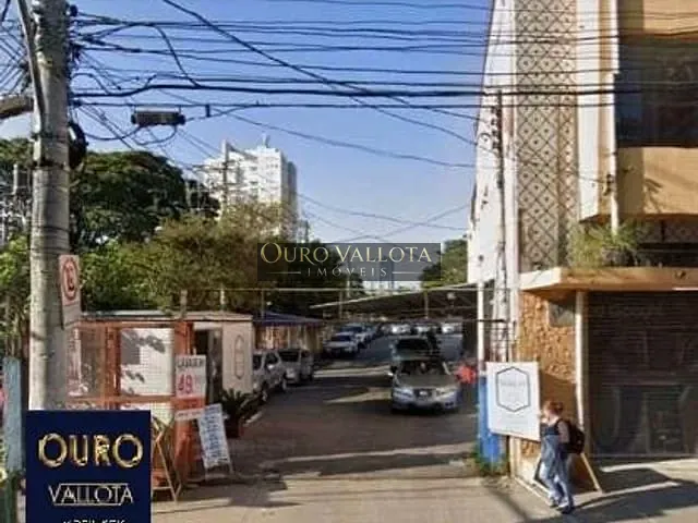 Terreno com 800m², à venda, no bairro Morumbi em São Paulo