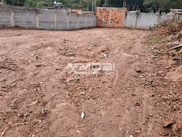 Terreno com 250m², à venda, no bairro Dos Pereiras em Jarinu