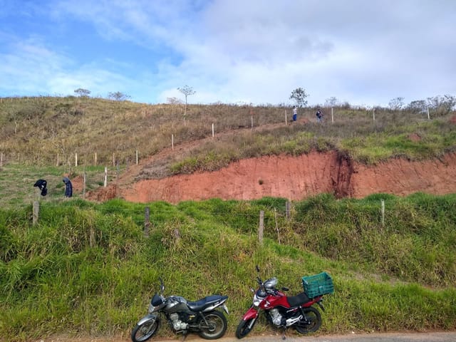 Terreno com 2000m², à venda, no bairro Sete Voltas em Taubaté