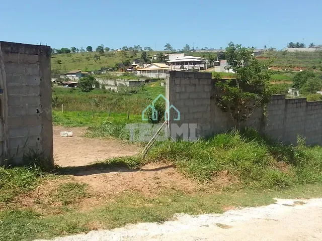 Terreno com 1000m², à venda, no bairro Barreiro em Taubaté