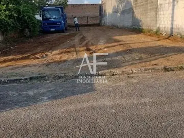 Terreno com 300m², à venda, no bairro Parque Senhor do Bonfim em Taubaté