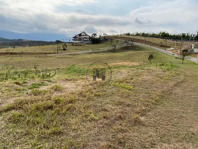 Terreno com 1417m², à venda, no bairro Loteamento Comercial e Residencial Village da Serra em Tremembé