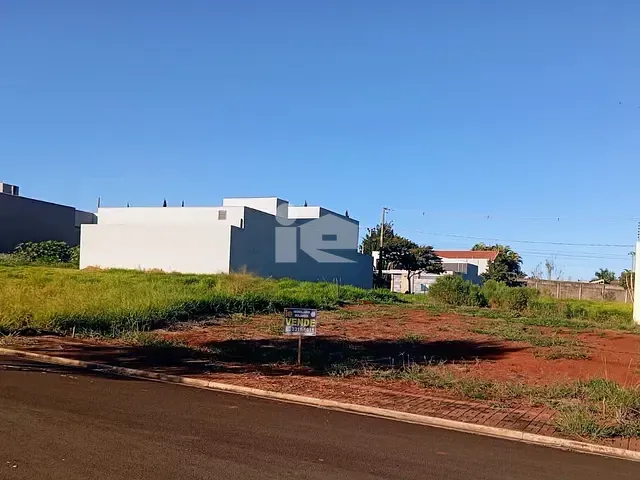 Terreno com 300m², à venda, no bairro Residencial Belmonte em Rolândia