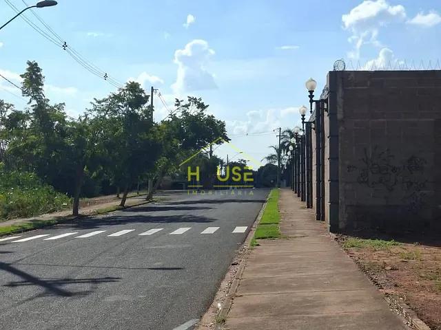 Terreno com 966m², à venda, no bairro Jardim dos Pinheiros em Votuporanga