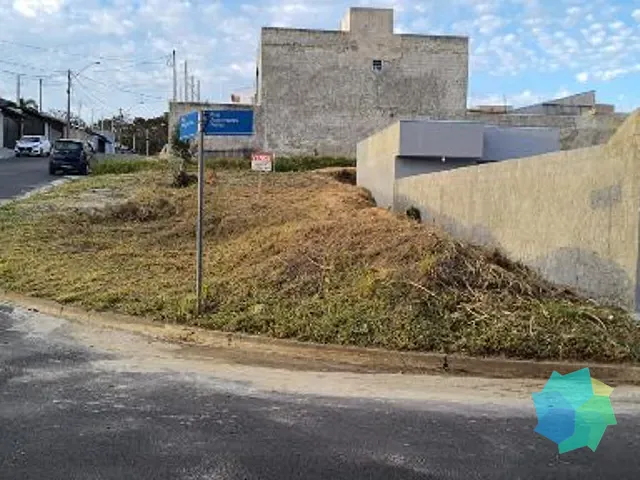 Terreno com 207m², à venda, no bairro Residencial Vila dos Eucaliptos em Salto