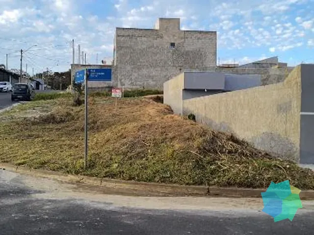 Terreno com 207m², à venda, no bairro Residencial Vila dos Eucaliptos em Salto
