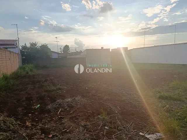 Terreno com 300m², à venda, no bairro Parque Residencial Itamaraty em Artur Nogueira