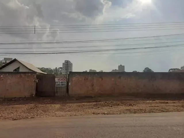Terreno à venda, no bairro Tingui em Curitiba