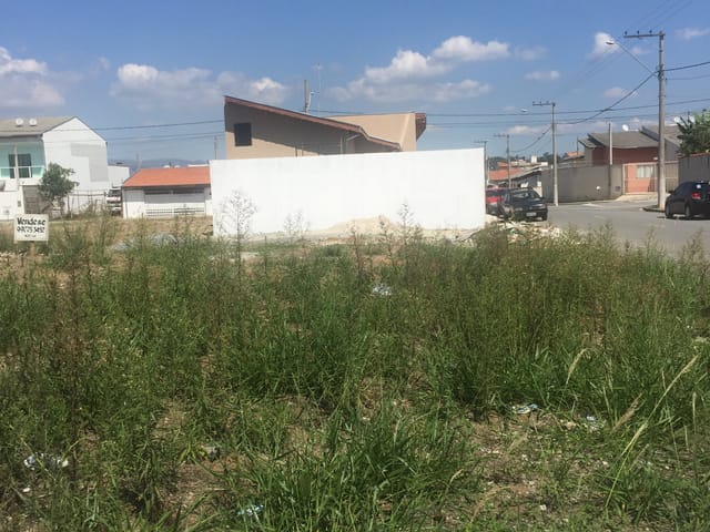 Terreno com 206m², à venda, no bairro Parque das Palmeiras em Pindamonhangaba