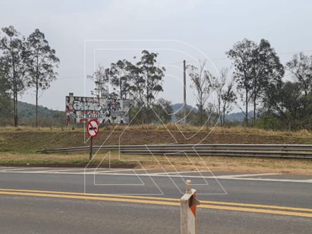 Terreno com 7273m², à venda, no bairro Engenho Seco em Louveira