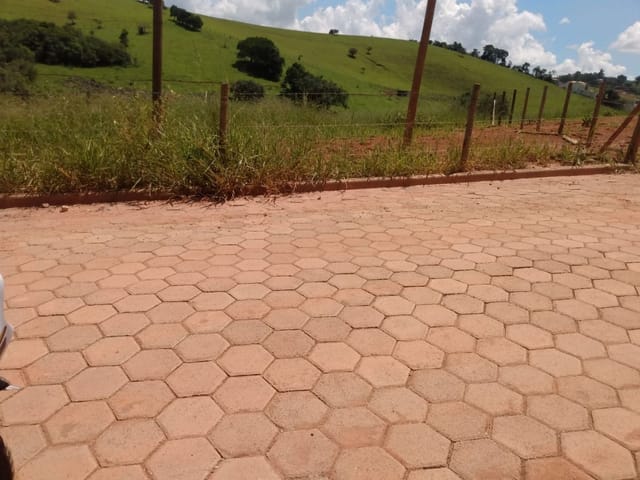 Terreno com 500m², à venda, no bairro Pista em Cambuí