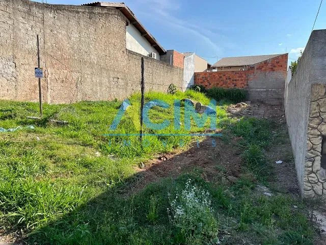 Terreno com 250m², à venda, no bairro Nova Jaguariúna III em Jaguariúna